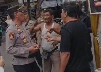 Ketegangan AMPB dan Polisi Jelang Sidang Pansus Hak Angket di Pati, Ini Awal Mulanya 4 Ketegangan AMPB dan Polisi Jelang Sidang Pansus Hak Angket di Pati, Ini Awal Mulanya