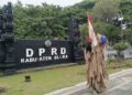 Aksi Jalan Kaki Miring, Aktivis Blora Tuntut Transparansi Anggaran DPRD