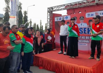 HUT PGRI dan HGN, Bupati Kendal Dorong Guru Adaptif Ikuti Perkembangan Zaman 3 HUT PGRI dan HGN, Bupati Kendal Dorong Guru Adaptif Ikuti Perkembangan Zaman