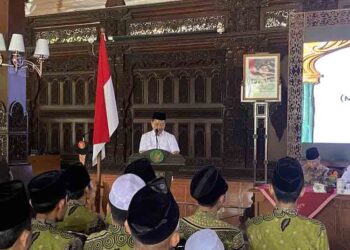 41 Kafilah Kudus Berangkat ke MTQH Tegal, Bupati Beri Uang Saku