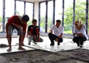 Bupati Kudus Minta Lantai Granit di Proyek Arpusda Dibongkar