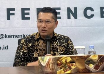 Kemenkop Wajibkan Seluruh Warga Jadi Anggota Kopdeskel Merah Putih