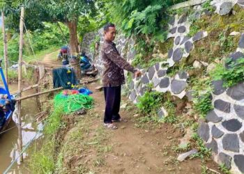 Tanggul Sungai Kali Kuto Kendal Terus Tergerus, Warga Khawatir Jebol