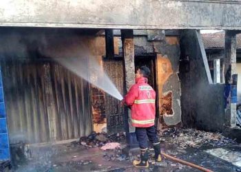 Toko Sembako di Karangawen Demak Terbakar, Kerugian Ditaksir Capai Rp100 Juta