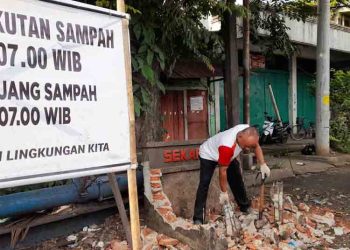 Pemkab Kendal Bongkar Tiga TPS di Weleri, Ini Alasannya