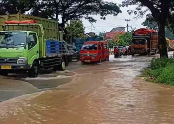 Diguyur Hujan 5 Hari, Sejumlah Jalan di Pati Rusak Akibat Banjir