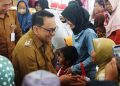 Plt Bupati Chandra dan Baznas Salurkan Bantuan untuk Fakir Miskin di Pati