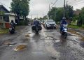 Pemkab Pekalongan Pastikan Jalan Rusak Akibat Cuaca Ekstrem Diperbaiki 15 Pemkab Pekalongan Pastikan Jalan Rusak Akibat Cuaca Ekstrem Diperbaiki