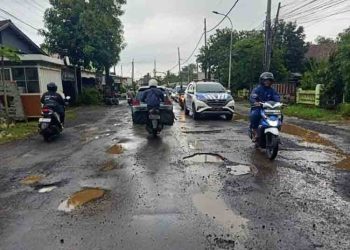 Pemkab Pekalongan Pastikan Jalan Rusak Akibat Cuaca Ekstrem Diperbaiki