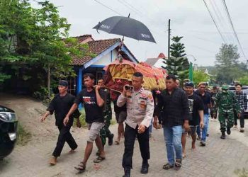 Mengidap Kanker, Mbah Pramugi Sesepuh Samin di Sambong Blora Meninggal Dunia