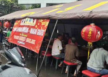 Sambut Imlek, Klenteng Hok Tik Bio Pati Bagikan 800 Porsi Makan Siang Gratis