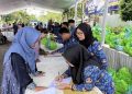 Warga Kudus Serbu Pasar Murah, 1.090 Paket Sembako Dijual Murah