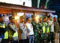 Plt Bupati Chandra Awasi Jalannya Takbir Keliling di Pati 16 Plt Bupati Chandra Awasi Jalannya Takbir Keliling di Pati