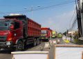 Contraflow di Area Perbaikan Jalan Nasional Kendal Diperpanjang Hingga Pantura Ketapang Timur 13 Contraflow di Area Perbaikan Jalan Nasional Kendal Diperpanjang Hingga Pantura Ketapang Timur
