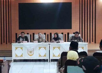 Temui Warga Nolokerto, Bupati Kendal: Penonaktifan Kades Harus Sesuai Regulasi
