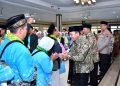 Plt Bupati Pekalongan Lepas 943 Calon Jemaah Haji Berangkat ke Makkah
