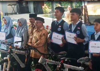 Abdul Mu’ti Ajak Pelajar di Salatiga Naik Sepeda ke Sekolah untuk Hemat Energi