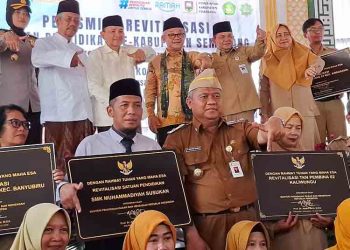 Abdul Mu’ti Resmikan Revitalisasi 45 Sekolah di Kabupaten Semarang