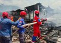 DPRD Pati Minta Perangkat Desa Aktif Sosialisasikan Bahaya Kebakaran Selama Kemarau 16 Kebakaran Hanguskan 5 Kios di Bergas Semarang, Kerugian Rp50 Juta