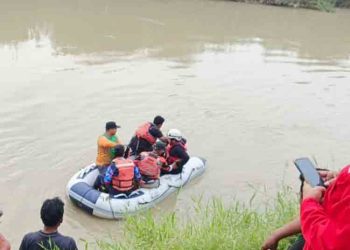 Diduga Tenggelam di Sungai Bodri Kendal, Petani Lansia Belum Ditemukan
