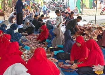 Sekolah di Pekalongan Sembelih 10 Sapi dan 17 Kambing untuk Kurban Iduladha