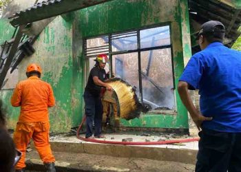 Kebakaran Melanda Rumah Dinas SMPN 3 Tunjungan Blora, Penyebab Masih Diselidiki