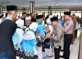 Jemaah Haji Kembali ke Tanah Air, Plt Bupati Pekalongan Pesan Jaga Akhlak 16 Jemaah Haji Kembali ke Tanah Air, Plt Bupati Pekalongan Pesan Jaga Akhlak