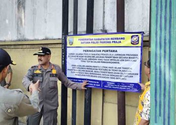Kabel Semrawut Diduga Tak Berizin, Pemkab Rembang Beri Peringatan Keras ke Provider