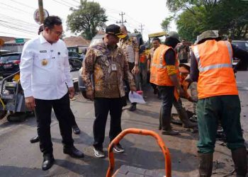 2 Ruas Jalan Provinsi di Sragen Akan Diperbaiki dengan Anggaran Rp21 Miliar 4 2 Ruas Jalan Provinsi di Sragen Akan Diperbaiki dengan Anggaran Rp21 Miliar