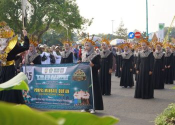 Malam Satu Suro, Warga Salatiga Lakukan Ritual Jamasan Keris