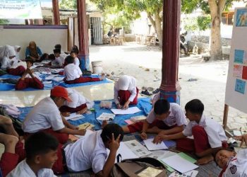 Terdampak Revitalisasi, Puluhan Siswa SDN Jetak Blora Belajar di Rumah Warga 6 Terdampak Revitalisasi, Puluhan Siswa SDN Jetak Blora Belajar di Rumah Warga