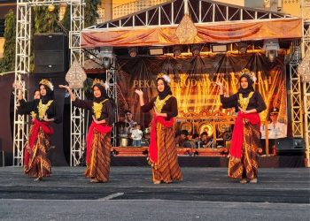 Meriahkan Kendal Open Fair, Disdikbud Gelar Pentas Seni Budaya Anak Sekolah