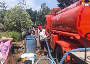 Krisis Air Bersih Melanda 600 KK di Tunahan Jepara Akibat Pipa Bocor