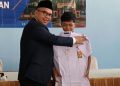 Salurkan Seragam Gratis, Bupati Batang: Tingkatkan Percaya Diri Siswa Baru 14 Salurkan Seragam Gratis, Bupati Batang: Tingkatkan Percaya Diri Siswa Baru