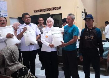 DPP Kendal Salurkan Bantuan Beras CPP, 179 Warga Penjalin Terima 30 Kilogram 3 DPP Kendal Salurkan Bantuan Beras CPP, 179 Warga Penjalin Terima 30 Kilogram