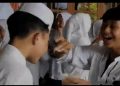 Tradisi Rabu Wekasan, Warga Ngetuk Grobogan Saling Usapkan Bubur Jenang ke Wajah