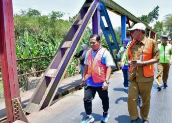 Proyek Jembatan Pantianom Pekalongan Senilai Rp2,8 M Ditarget Selesai Awal Desember 8 Proyek Jembatan Pantianom Pekalongan Senilai Rp2,8 M Ditarget Selesai Awal Desember