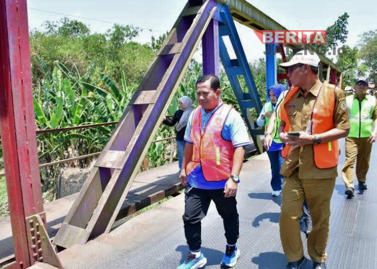 Proyek Jembatan Pantianom Pekalongan Senilai Rp2,8 M Ditarget Selesai Awal Desember 1 Proyek Jembatan Pantianom Pekalongan Senilai Rp2,8 M Ditarget Selesai Awal Desember