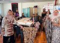 Kenalkan Batik Rifaiyah, Dua Perajin Asal Batang Terbang ke Australia