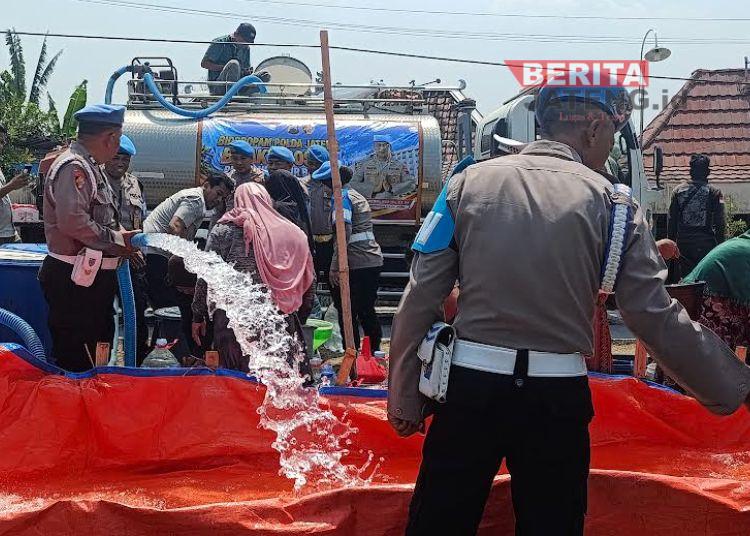 Warga Kemiri Grobogan Sulit dapat Air Bersih, Sumur-Sumur Mulai Mengering 1 Warga Kemiri Grobogan Sulit dapat Air Bersih, Sumur-Sumur Mulai Mengering