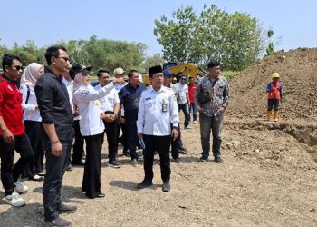 Jembatan Gantung Penghubung Gemuh-Pegandon Dibangun, Bupati Kendal: Permudah Akses