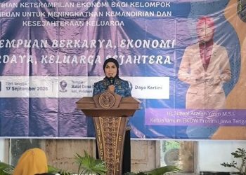 Penguatan Ekonomi, Bupati Kendal Dukung Perempuan Kuasai Keterampilan Khusus
