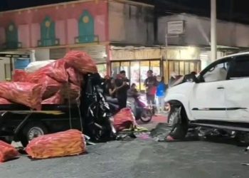 Satu Orang Meninggal Usai Fortuner Tabrak Gran Max dan 2 Motor di Wedarijaksa Pati 4 Satu Orang Meninggal Usai Fortuner Tabrak Gran Max dan 2 Motor di Wedarijaksa Pati