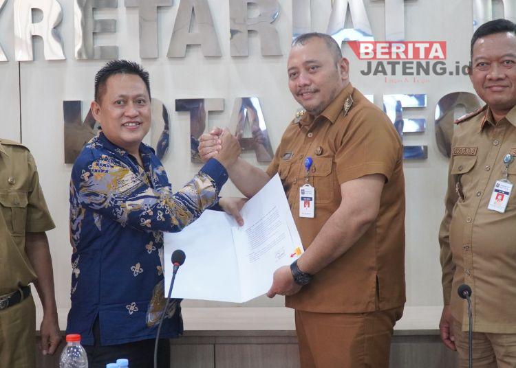 Tanto Resmi Jabat Direktur Utama BPR Bank Bahari Kota Tegal 1 Tanto Resmi Jabat Direktur Utama BPR Bank Bahari Kota Tegal