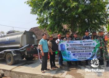 Perhutani KPH Pati Salurkan Bantuan Air Bersih untuk Warga Desa Ronggo 3 Perhutani KPH Pati Salurkan Bantuan Air Bersih untuk Warga Desa Ronggo